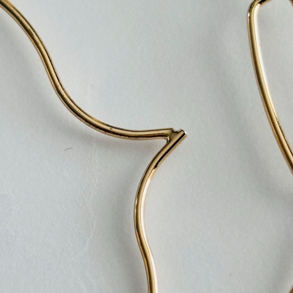 Gold Tone Butterfly Wire Hoop Earrings Lightweight Alloy French Hook - Picture 6 of 9